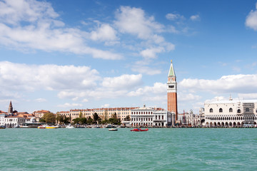 Fototapeta na wymiar Piazza San Marco Wenecja