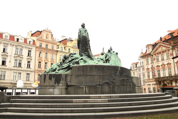 Fototapeta na wymiar Monument to Jan Guss on an area in Prague