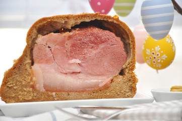 Osterschinken, Schinken im Brotteig
