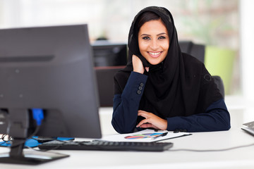 smart Muslim businesswoman