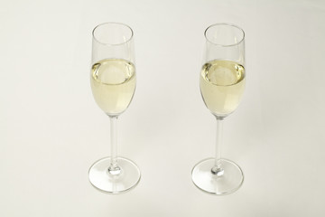 Sektgläser mit Sekt