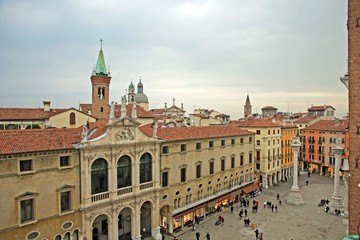 Obraz premium city of vicenza and the main square and Church