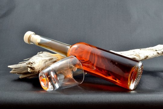 Lik&ouml;rflasche 5