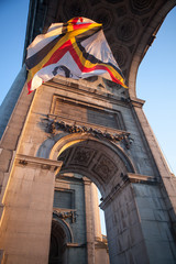 Flag in Triumphal Arch in Cinquantennaire Parc in Brussels , Bel