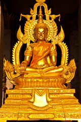 Fototapeta premium Beauty of Buddha statue in thailand