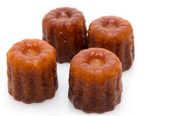 Canelés.