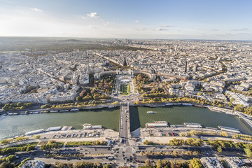 panorama ville de Paris Trocadéro vu de la tour Effeil - obrazy, fototapety, plakaty