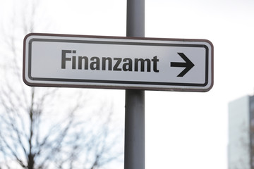 Obraz premium finanzamt,schild