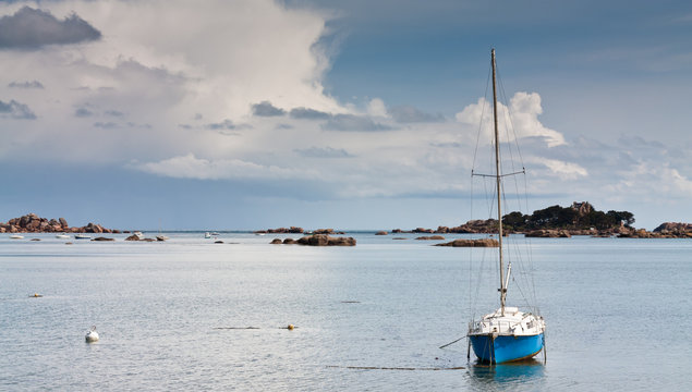 Fototapeta Lonely Yacht