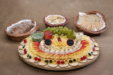 Food display gourmet.