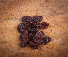 dried grapes