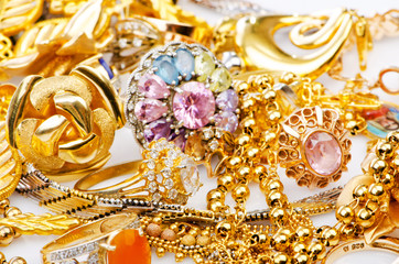 Large collection of gold jewellery