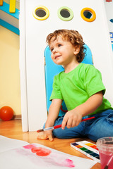 Tie for creative activity