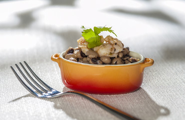 Insalata di fagioli e gamberi