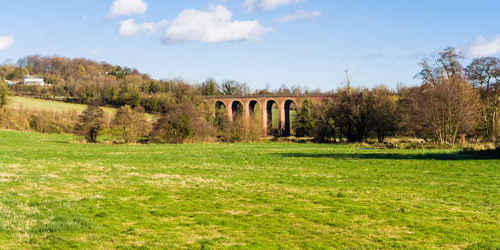 lanscpae kent countryside uk Eynsford viaduct