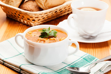 Beans in tomato sauce with bacon