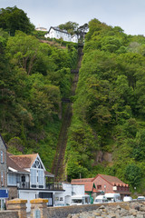 Fototapeta na wymiar Lynton i zobacz Lynmouth kolejowa wzgórzu