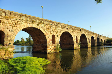 Fototapeta na wymiar Roman most, Merida, Hiszpania