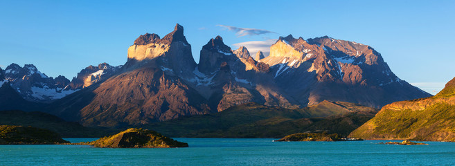 National park Torres del Paine, Patagonia, Chile - obrazy, fototapety, plakaty
