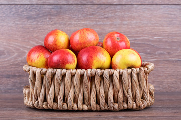apples in a basket
