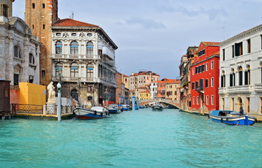 Obraz na płótnie Canvas Piękna woda ulicy - Wenecja, Włochy