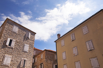 Fototapeta na wymiar old buildings. Kotor, Montenegro