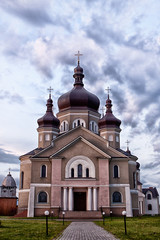 Fototapeta na wymiar Kościół w miejscowości Zapytov