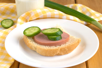 Doctoral sausage sandwich