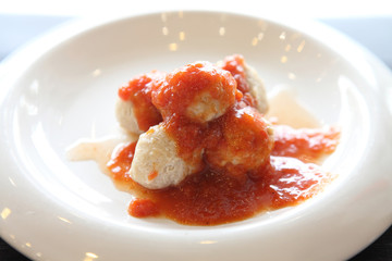 chicken meatball with tomato sauce