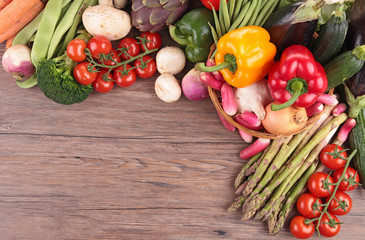 fresh raw vegetables