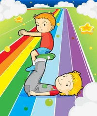 Abwaschbare Fototapete Regenbogen Zwei Jungen spielen an der bunten Straße