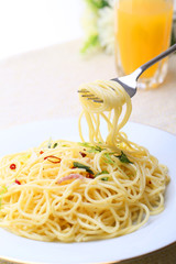 パスタ　フォーク　爽やかイメージ