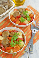 Meatballs with vegetables