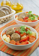 Meatballs with vegetables