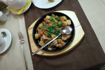 Roast meat with vegetables