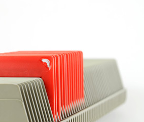 Slides frames in projector tray