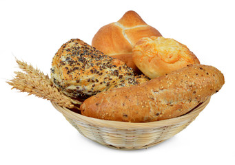 Whole wheat bread with bun in the basket
