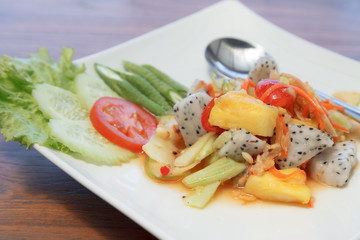 Spicy mixed fruits salad