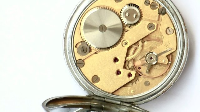 Nahaufnahme eines alten Taschenuhr - Kalibers