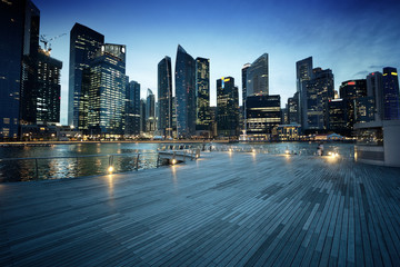 Fototapeta premium Miasto Singapur w czasie zachodu słońca