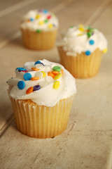 Vanilla cupcakes