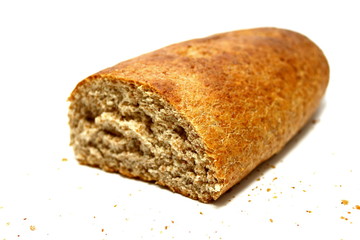 Bread from rye and wheat flour of a rough grinding