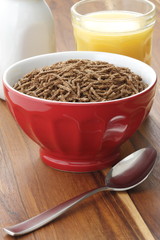 wheat bran cereal breakfast
