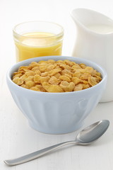 delicious corn flake breakfast