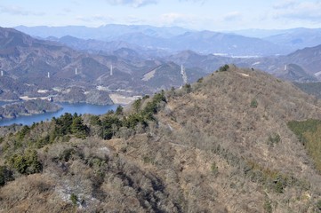 仏果山より高取山を望む