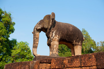 Fototapeta na wymiar Słoń jednej świątyni Angkor