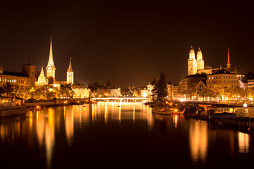 Fototapeta na wymiar Zurich w krajach Nocy