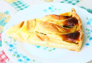 tarte normande aux pommes et crème 