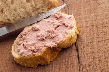Crème de foie de volaille.