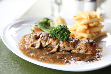 Steak with vegetables